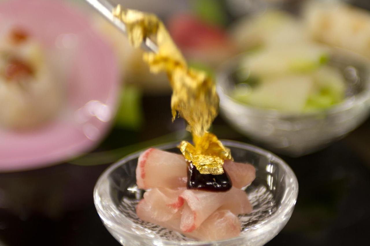 Отель Yufuin Bettei Itsuki Экстерьер фото
